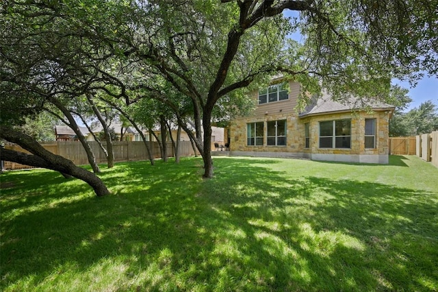 12404 Montclair Bnd, Austin, TX 78732 - view of yard