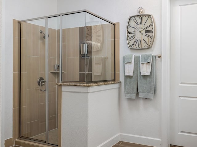 108 Brantley Lake Ln, Georgetown, TX 78628 - full bath featuring tiled shower and baseboards