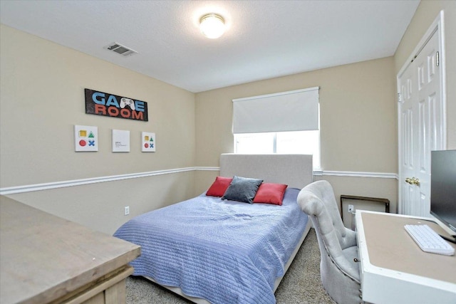 2012 Wood Glen Dr, Round Rock, TX 78681 - bedroom featuring a closet and carpet floors