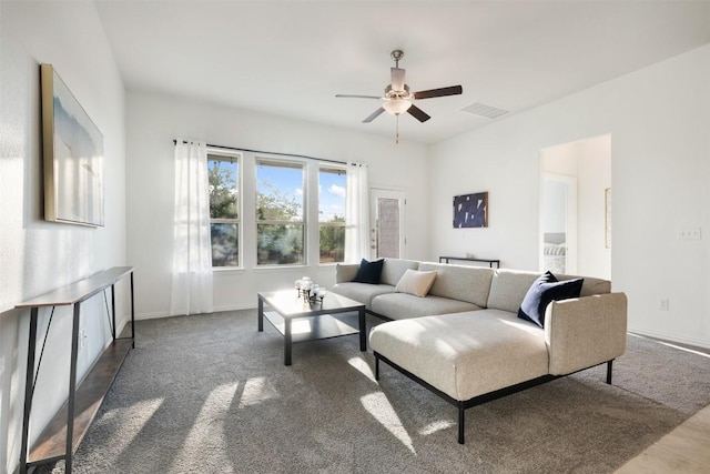 13002 Stanford Dr Unit 40, Austin, TX 78748 - living area featuring a ceiling fan