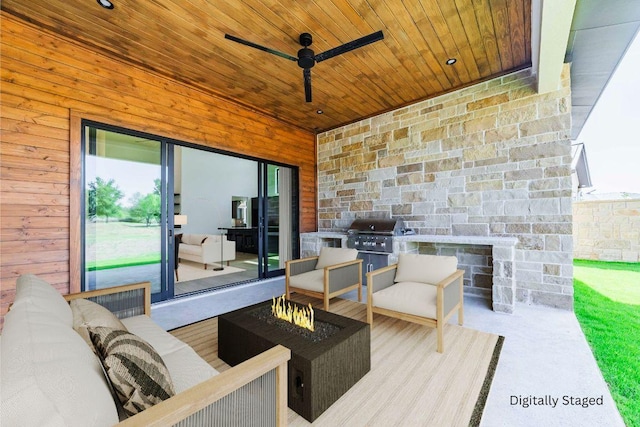 125 Azalea Loop, Horseshoe Bay, TX 78657 - view of patio featuring outdoor lounge area and ceiling fan