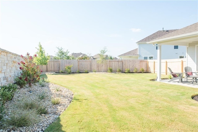 813 Vaughn St, Georgetown, TX 78628 - view of yard featuring a patio