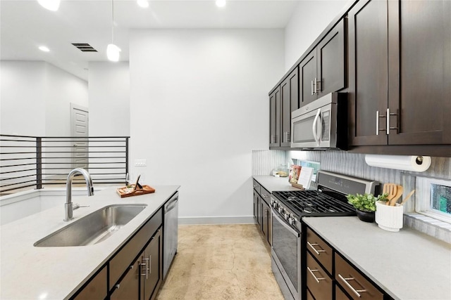 1402 E 11th St, Austin, TX 78702 - photo 11