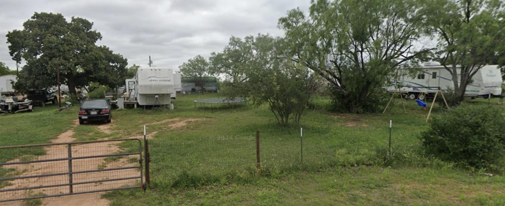 524 Dallas St, Kingsland, TX 78639