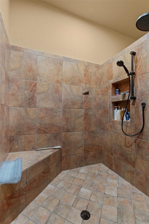 141 Canyon Oak Loop, Georgetown, TX 78633 - photo 17