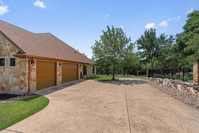 141 Canyon Oak Loop, Georgetown, TX 78633 - photo 3