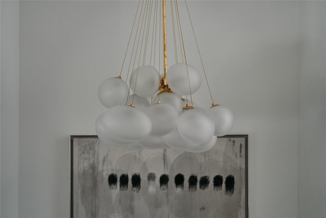 113 Nelray Blvd Unit 2, Austin, TX 78751 - detailed view of a chandelier