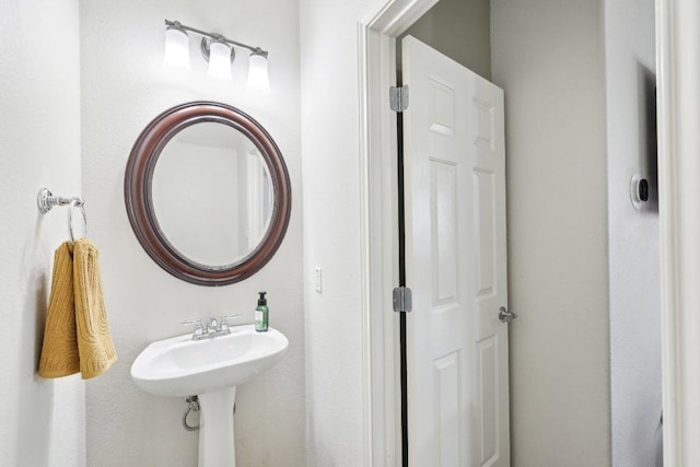 2632 Century Park Blvd Unit 38, Austin, TX 78727 - view of bathroom