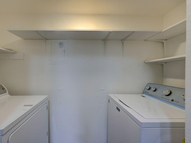 1710 Cinnamon Path, Austin, TX 78704 - washroom with washing machine and dryer
