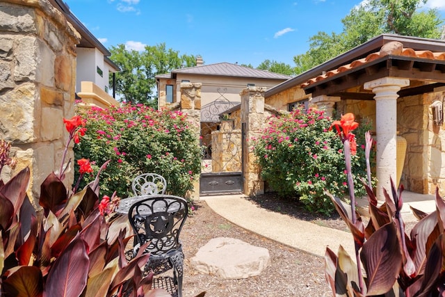 507 Sandy Mountain Dr, Sunrise Beach, TX 78643 - view of patio / terrace with a gate