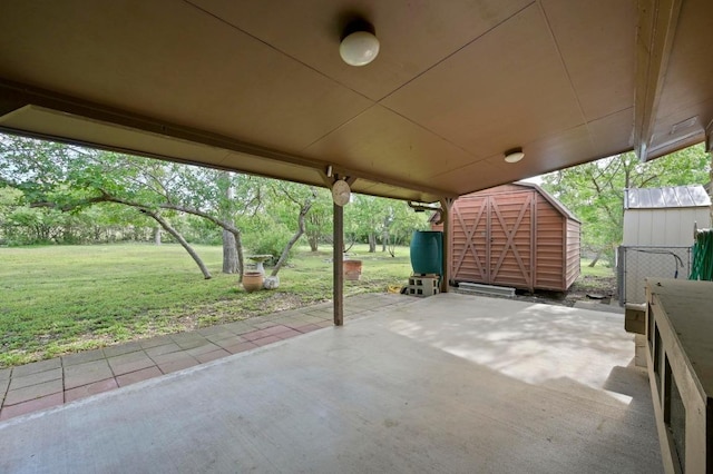 300 W Sequoia Spur, Georgetown, TX 78628 - view of patio / terrace with a storage unit