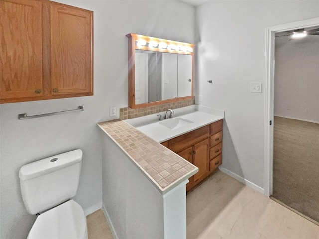 126 Waterlily Way, Hutto, TX 78634 - half bath with vanity and tasteful backsplash