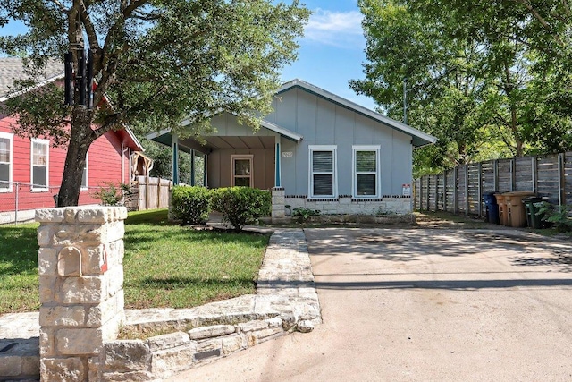 2609 Sol Wilson Ave, Austin, TX 78702 - photo 1
