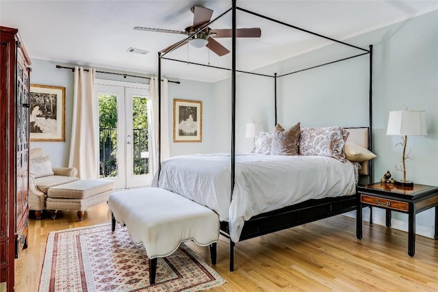 3202 Beverly Rd, Austin, TX 78703 - bedroom featuring light wood-style floors, access to exterior, and a ceiling fan