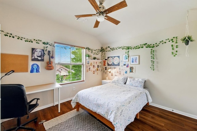 601 Harris Dr, Austin, TX 78737 - bedroom featuring wood finished floors, baseboards, a desk, vaulted ceiling, and a ceiling fan