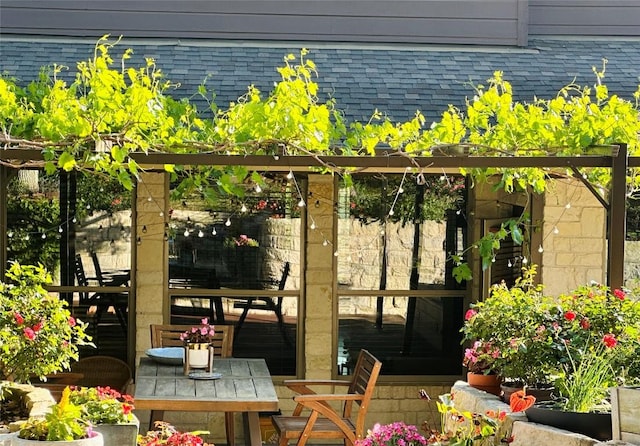 601 Harris Dr, Austin, TX 78737 - balcony featuring outdoor dining space