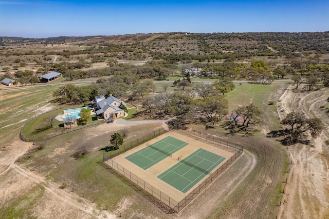 343 Cattle Creek Dr, Johnson City, TX 78636