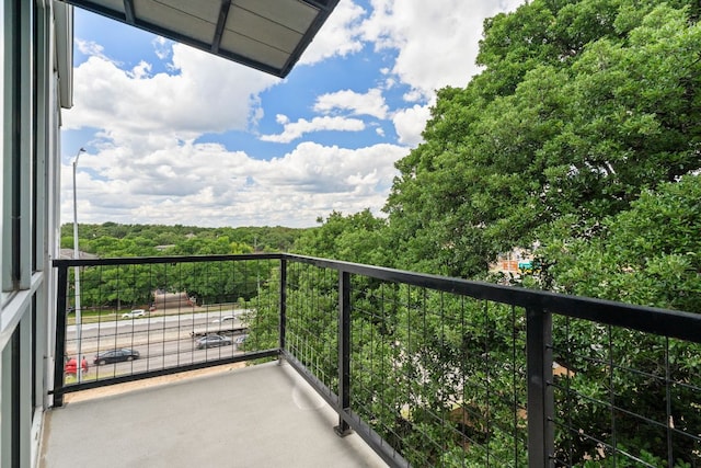 1500 Summit St Unit 4, Austin, TX 78741 - view of balcony