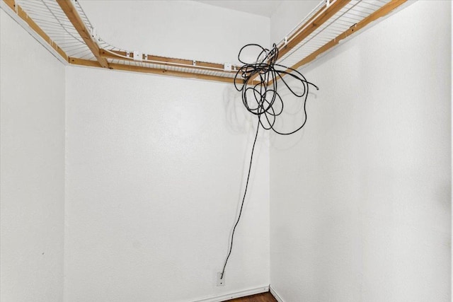 1307 Meadgreen Dr, Austin, TX 78758 - detailed view of baseboards