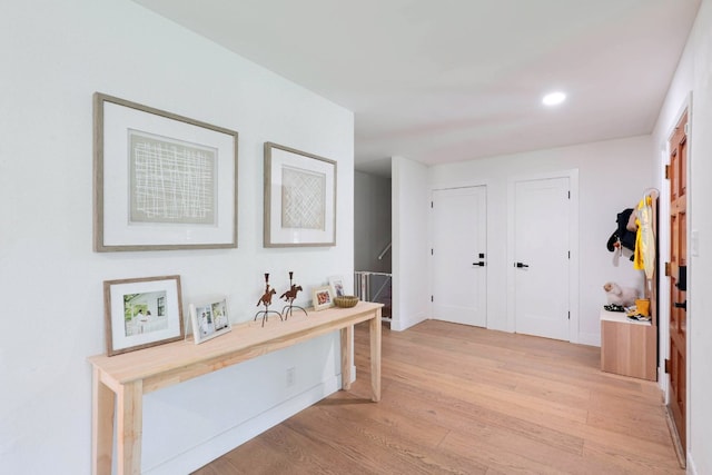 7905 Havenwood Dr, Austin, TX 78759 - hall featuring light wood-type flooring and recessed lighting