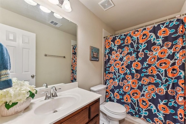 2415 Berkshire Way, Cedar Park, TX 78613 - full bath featuring vanity and a shower with shower curtain