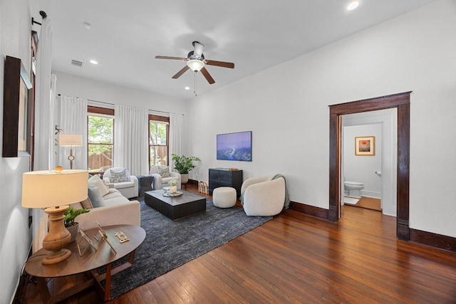 1502 S Elm St, Georgetown, TX 78626 - living room featuring wood-type flooring, ceiling fan, and recessed lighting