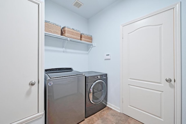 5302 Austral Loop, Austin, TX 78739 - laundry area featuring independent washer and dryer and baseboards