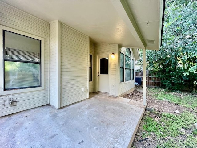 1933 Lisa Ln, San Marcos, TX 78666 - view of patio / terrace