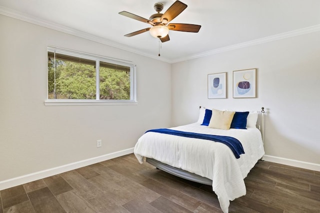 3701 Arrowhead Cir, Round Rock, TX 78681 - bedroom featuring crown molding, wood finished floors, and a ceiling fan