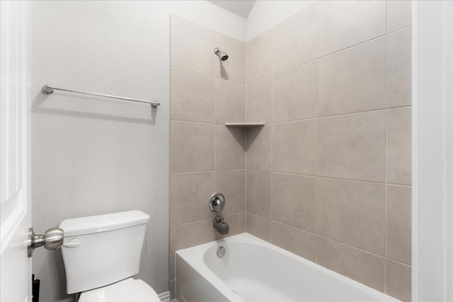 211 Joseph Dr, Buda, TX 78610 - bathroom featuring toilet and shower / bath combination