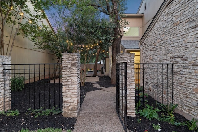 8115 Raintree Pl, Austin, TX 78759 - view of gate