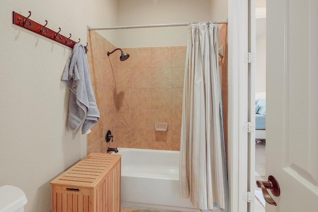 1617 High Lonesome, Leander, TX 78641 - full bath featuring shower / bath combination with curtain and toilet