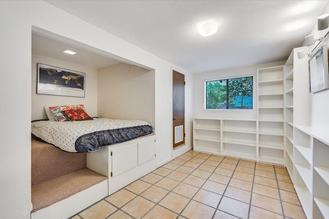 3403 Spanish Oak Dr, Austin, TX 78731 - bedroom featuring light tile patterned floors