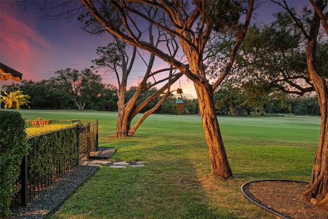 40 Tournament Way Unit G-32, The Hills, TX 78738 - view of yard at dusk