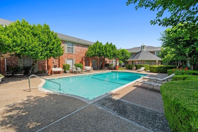 7920 Rockwood Ln Unit 232, Austin, TX 78757 - community pool with a patio