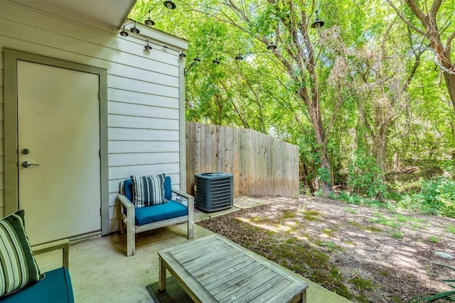 12160 Abbey Glen Ln, Austin, TX 78753 - view of patio