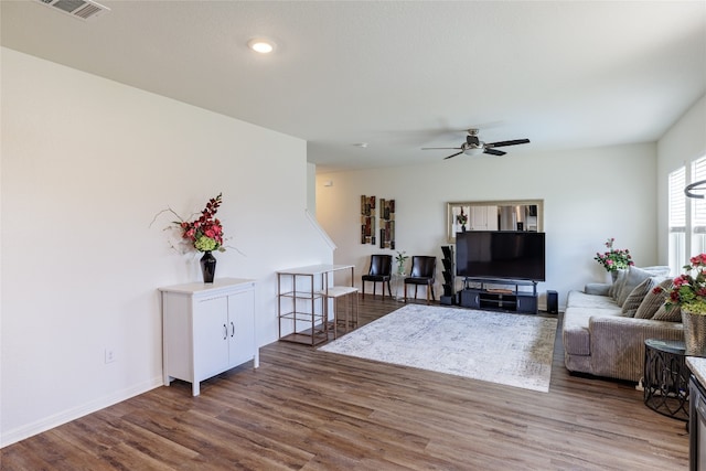 301 Wonderful Life Way, Jarrell, TX 76537 - photo 8