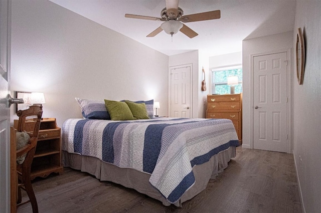 4306 Ave A Unit 105, Austin, TX 78751 - bedroom featuring wood finished floors, a ceiling fan, and a closet