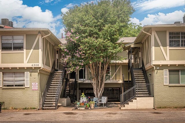 4306 Ave A Unit 105, Austin, TX 78751 - view of building exterior with stairs