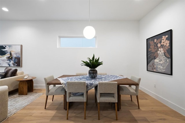 900 S 2nd St Unit 20, Austin, TX 78704 - dining area with baseboards, light wood-style floors, and recessed lighting