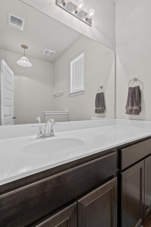8012 Mandela Bnd, Austin, TX 78744 - photo 12