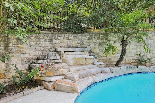 2302 Bahama Rd, Austin, TX 78733 - view of swimming pool featuring a fenced backyard