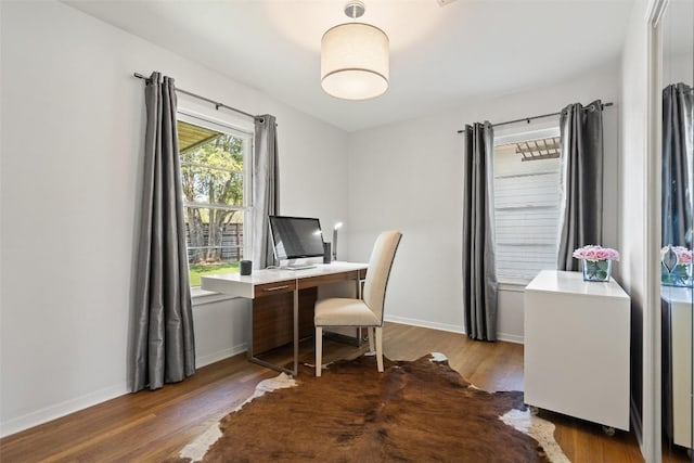 7517 Saint Louis St, Austin, TX 78757 - office space with wood finished floors and baseboards
