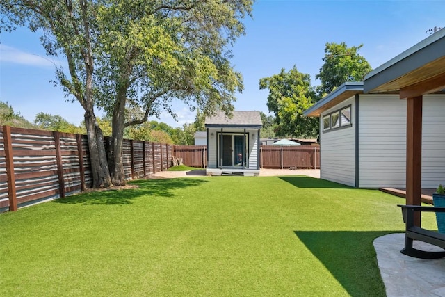 7517 Saint Louis St, Austin, TX 78757 - view of yard featuring an outdoor structure