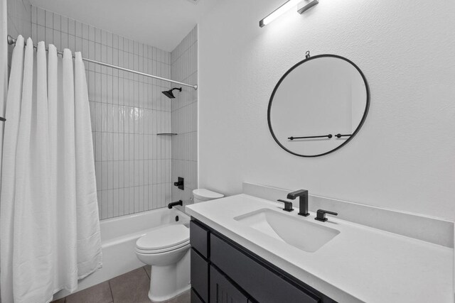 140 Vincas Shadow Ct, Driftwood, TX 78619 - full bath with vanity, shower / tub combo with curtain, toilet, and tile patterned floors