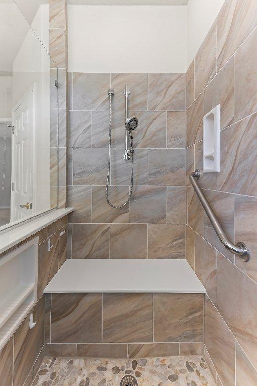 103 Winecup Way, Georgetown, TX 78633 - full bath with a tile shower
