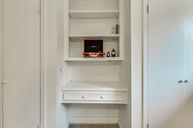 3002 Stardust Dr, Austin, TX 78757 - view of closet