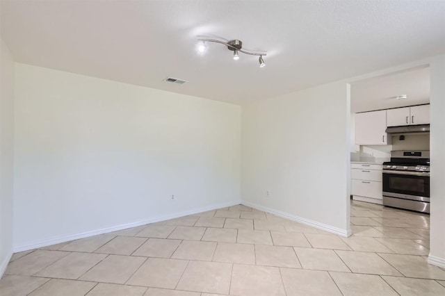 11619 Birchbark Trl, Austin, TX 78750 - empty room featuring baseboards