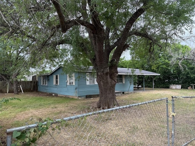 2505 Gardenia Dr, Austin, TX 78727 - view of front of property featuring a fenced backyard