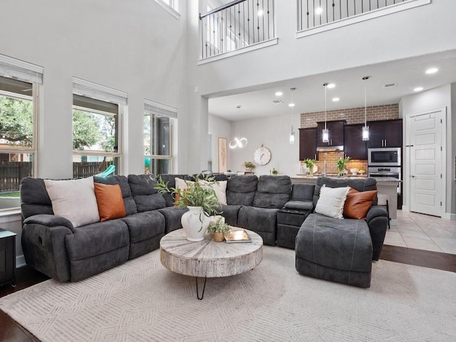 116 Claiborne Lake Ln, Georgetown, TX 78628 - living area featuring a high ceiling